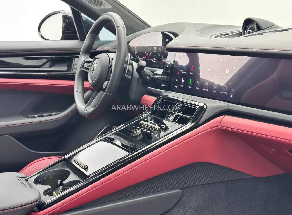 Porsche Panamera 2025 for Sale in Dubai Image-12