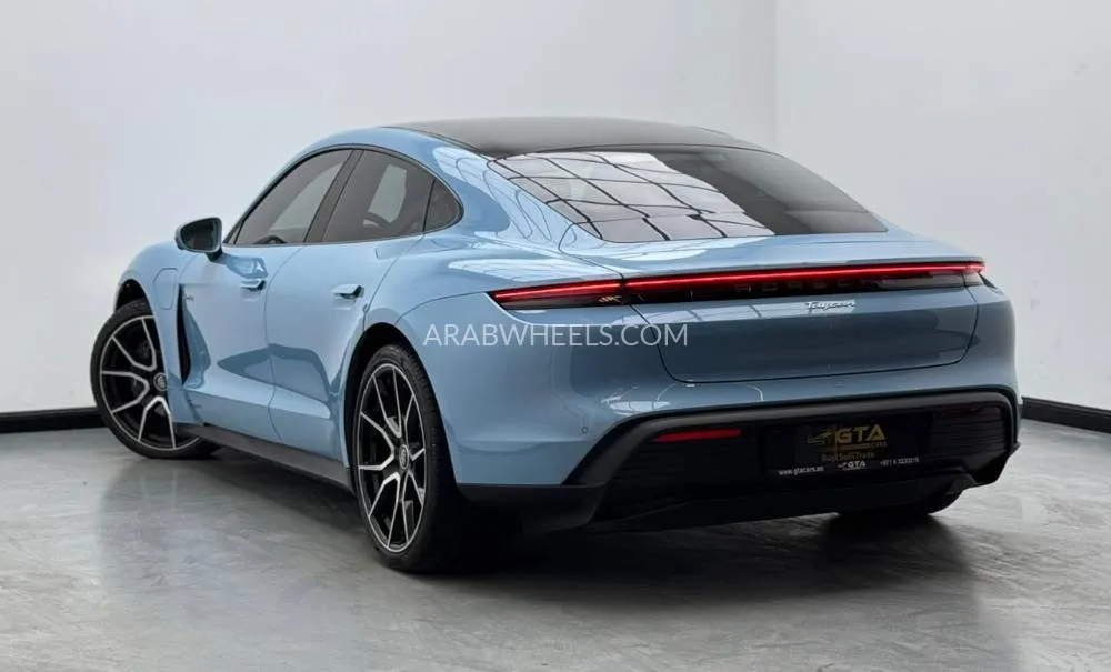 Porsche Taycan 2023 for Sale in Dubai Image-6