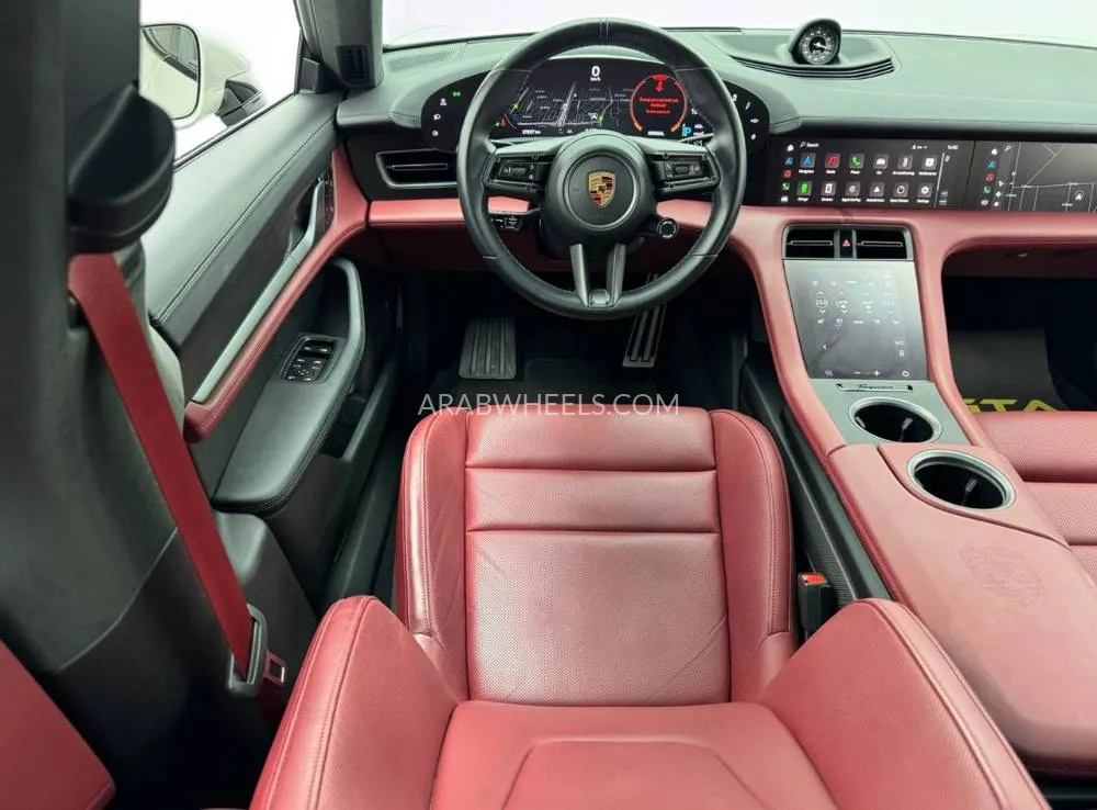 بورشه تايكان 2023 for Sale in دبي Image-8