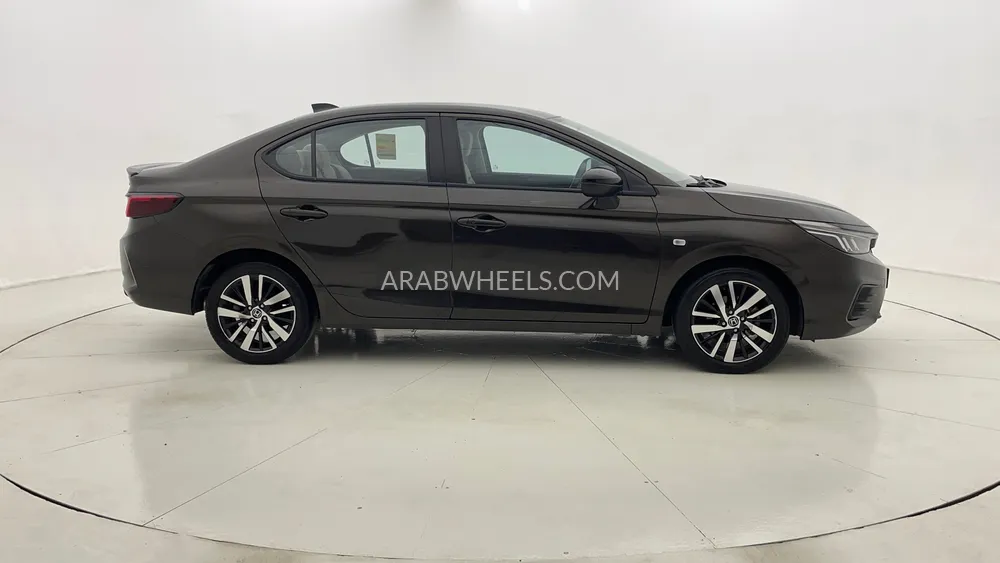 Honda City 2023 for Sale in Dubai Image-2