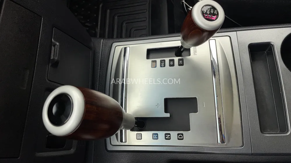 Mitsubishi Pajero 2017 for Sale in Dubai Image-18