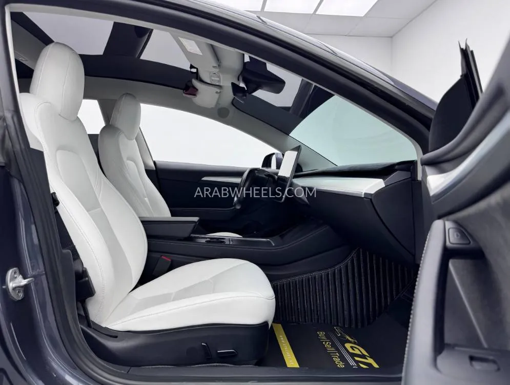 تسلا موديل 3 2023 for Sale in دبي Image-14