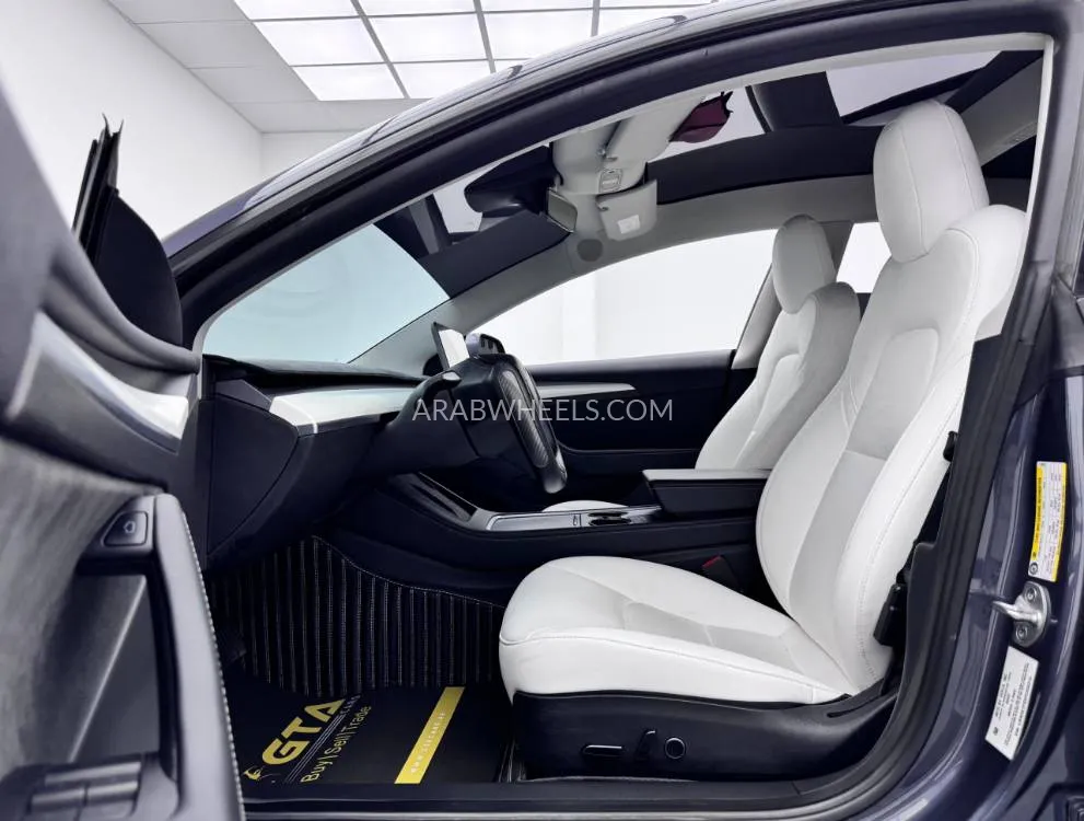 تسلا موديل 3 2023 for Sale in دبي Image-15