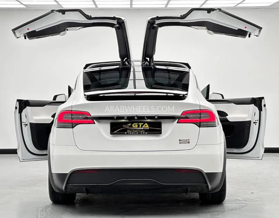 Tesla Model X 2024 for Sale in Dubai Image-5