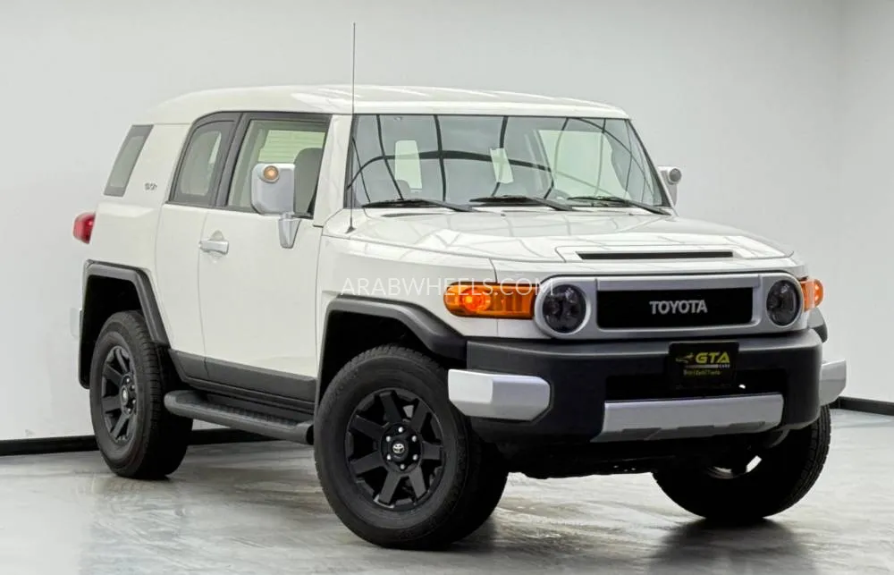Toyota FJ Cruiser 2018 for Sale in Dubai Image-17