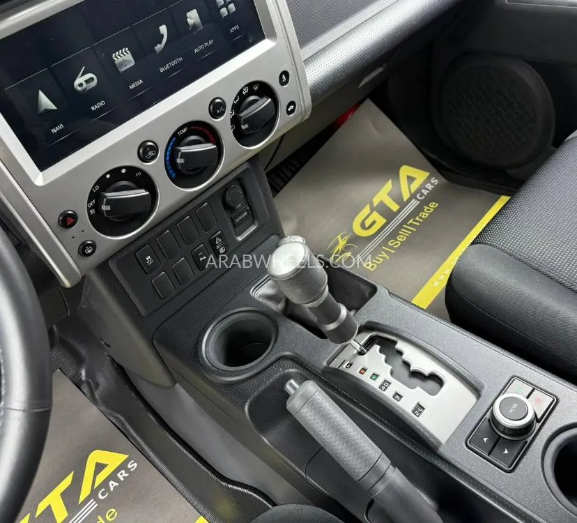 Toyota FJ Cruiser 2022 for Sale in Dubai Image-13