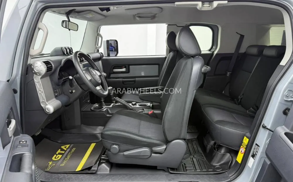 Toyota FJ Cruiser 2022 for Sale in Dubai Image-14