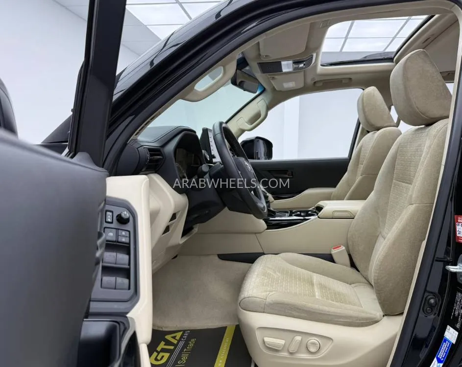 Toyota Land Cruiser 2024 for Sale in Dubai Image-14