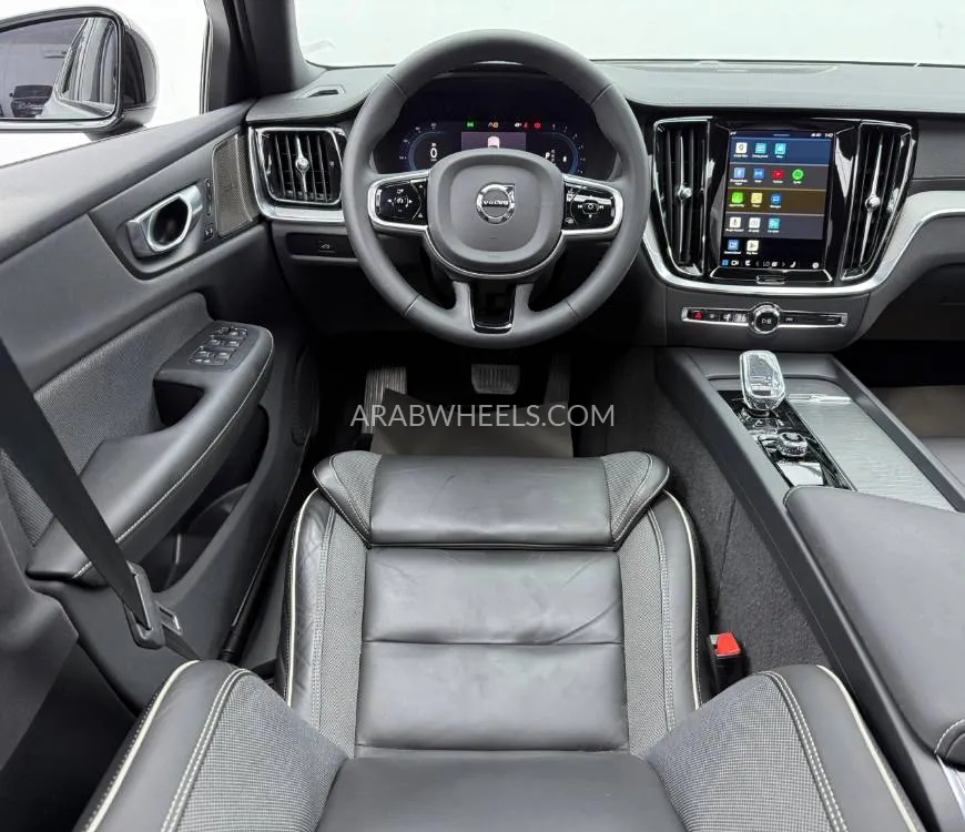 Volvo S60 2024 for Sale in Dubai Image-9