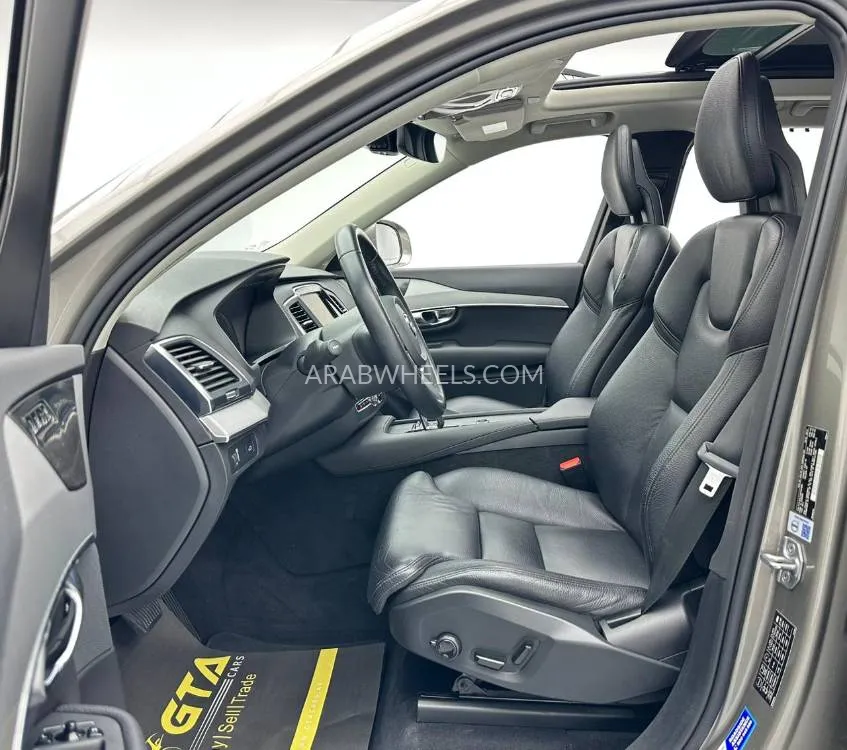 Volvo XC90 2022 for Sale in Dubai Image-15