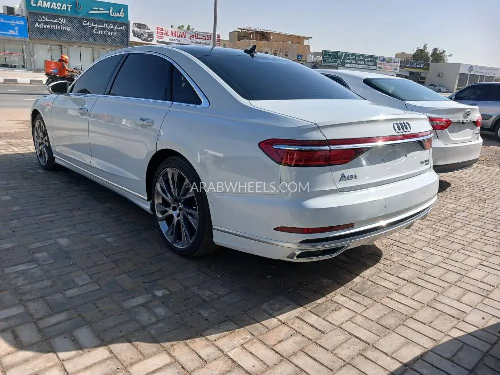 أودي A8 2019 for Sale in رأس الخيمة Image-4