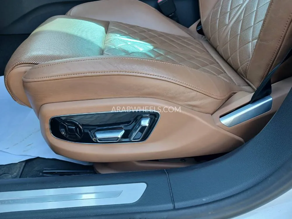 أودي A8 2019 for Sale in رأس الخيمة Image-13