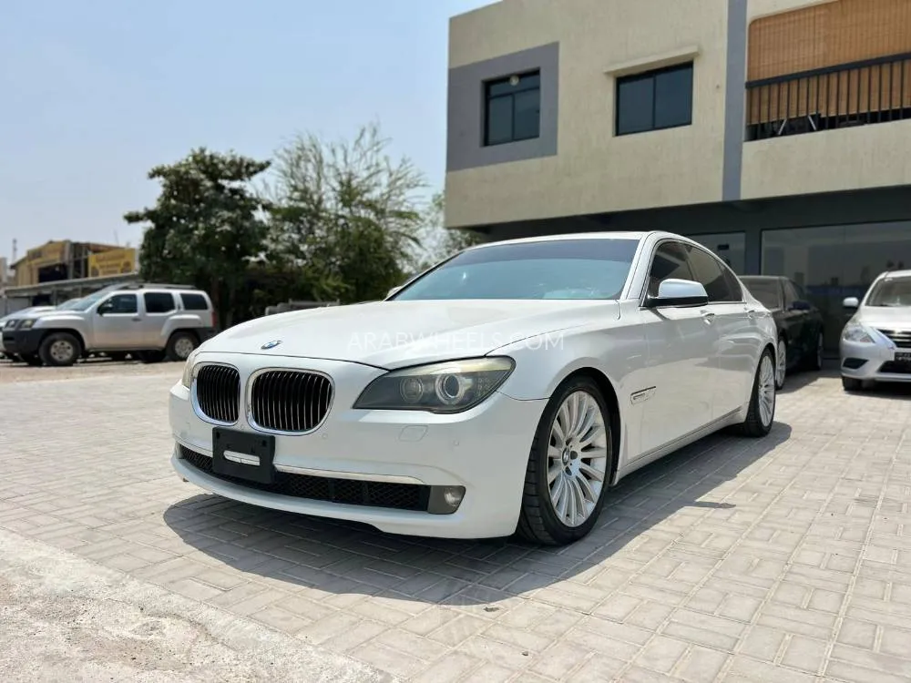 BMW 7 series 2011 for Sale in Ras Al Khaimah Image-2