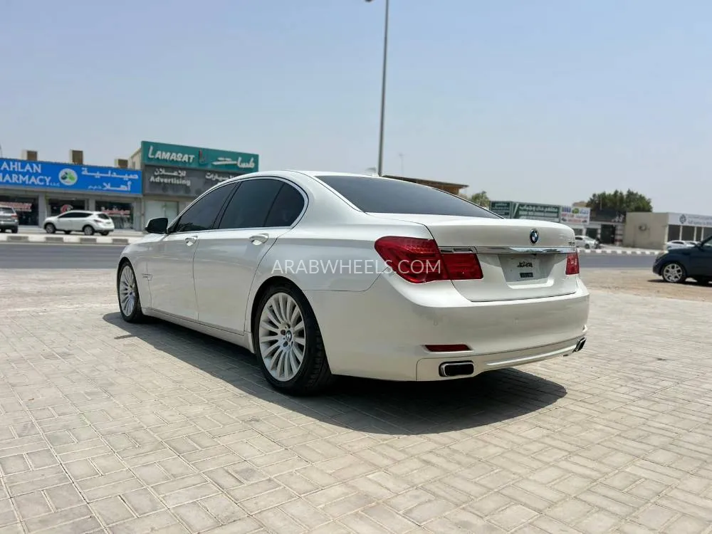 BMW 7 series 2011 for Sale in Ras Al Khaimah Image-5