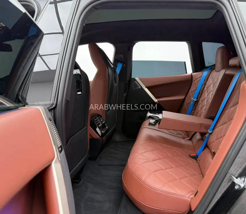 BMW iX 2023 for Sale in Dubai Image-17
