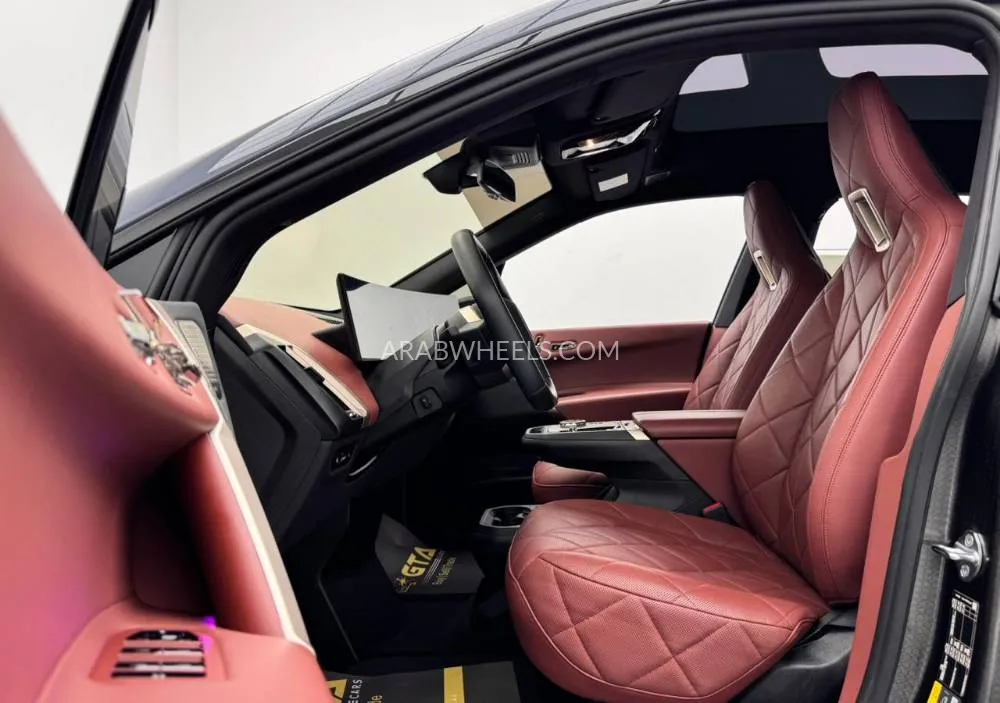 بي إم دبليو iX 2023 for Sale in دبي Image-12
