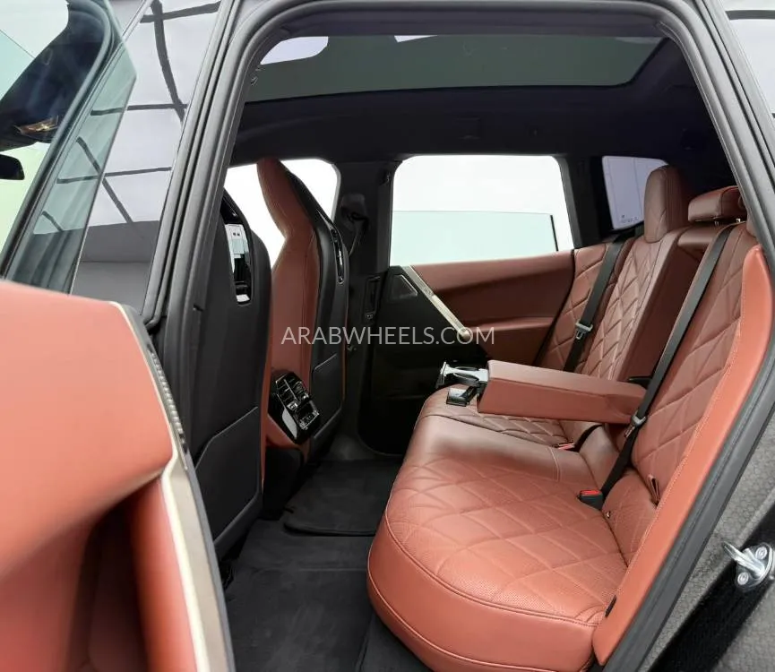 بي إم دبليو iX 2023 for Sale in دبي Image-16