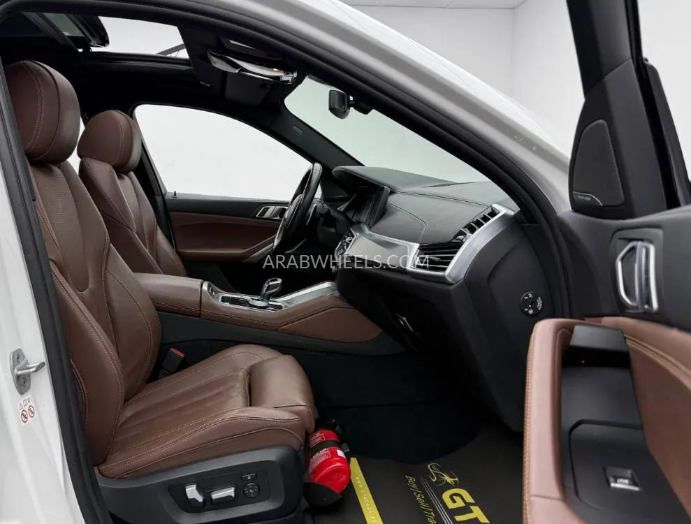 BMW X6 2022 for Sale in Dubai Image-15