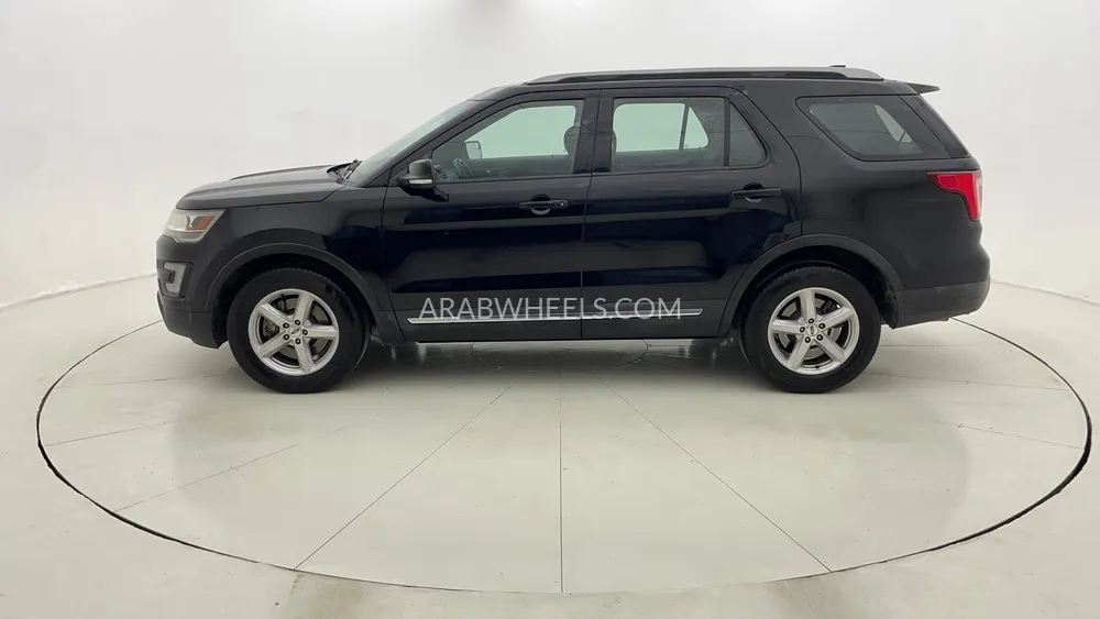 Ford Explorer 2017 for Sale in Dubai Image-6