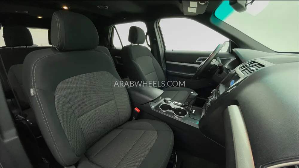 Ford Explorer 2017 for Sale in Dubai Image-25