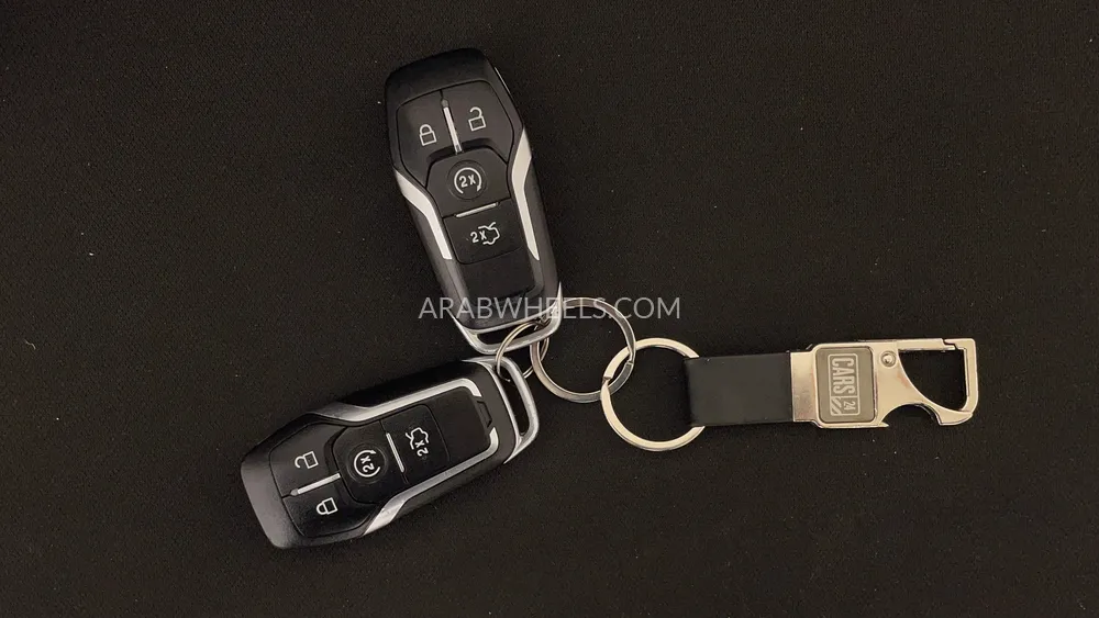 Ford Explorer 2017 for Sale in Dubai Image-28