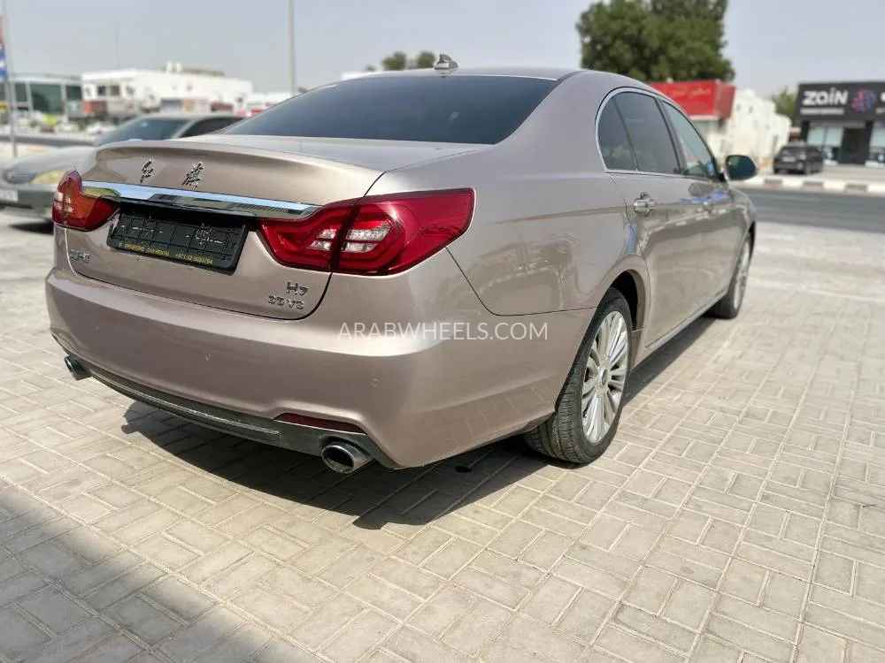 Hongqi HS7 2019 for Sale in Ras Al Khaimah Image-6