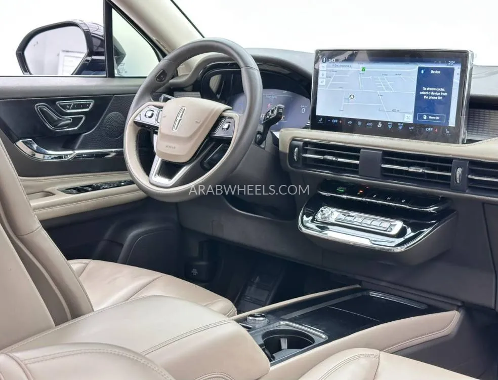 Lincoln Corsair 2023 for Sale in Dubai Image-12
