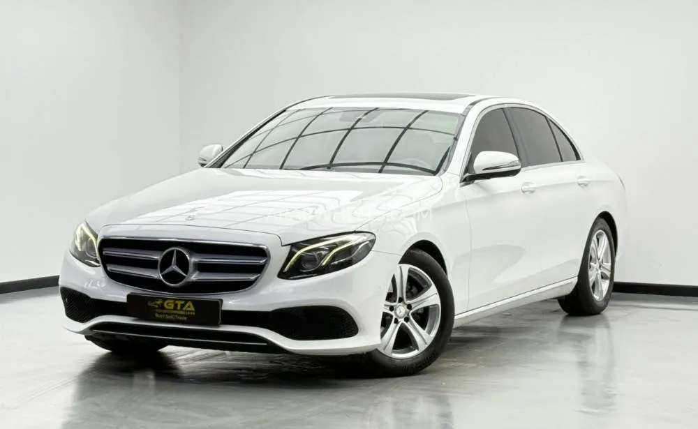 مرسيدس بنز كلاس E 2017 for Sale in دبي Image-3