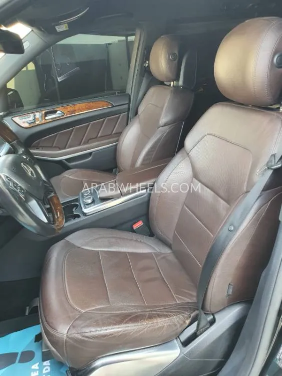 Mercedes Benz GL Class 2015 for Sale in Ras Al Khaimah Image-11
