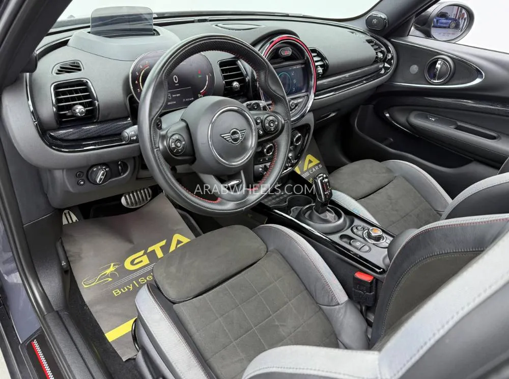 Mini Clubman 2022 for Sale in Dubai Image-12