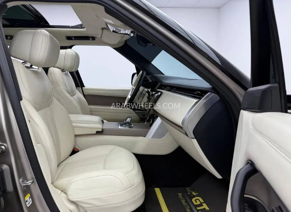 Land Rover Range Rover 2022 for Sale in Dubai Image-16