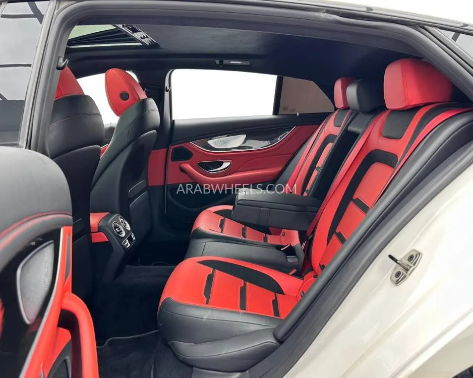 مرسيدس بنز AMG جي تي 2019 for Sale in دبي Image-17