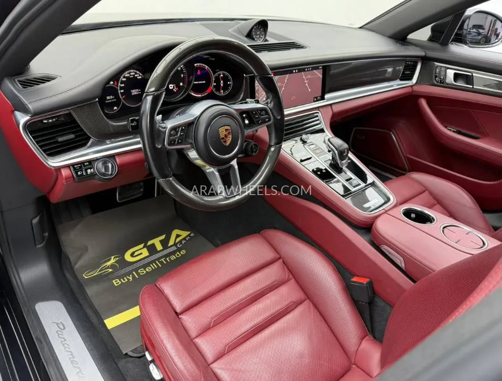 Porsche Panamera 2018 for Sale in Dubai Image-11