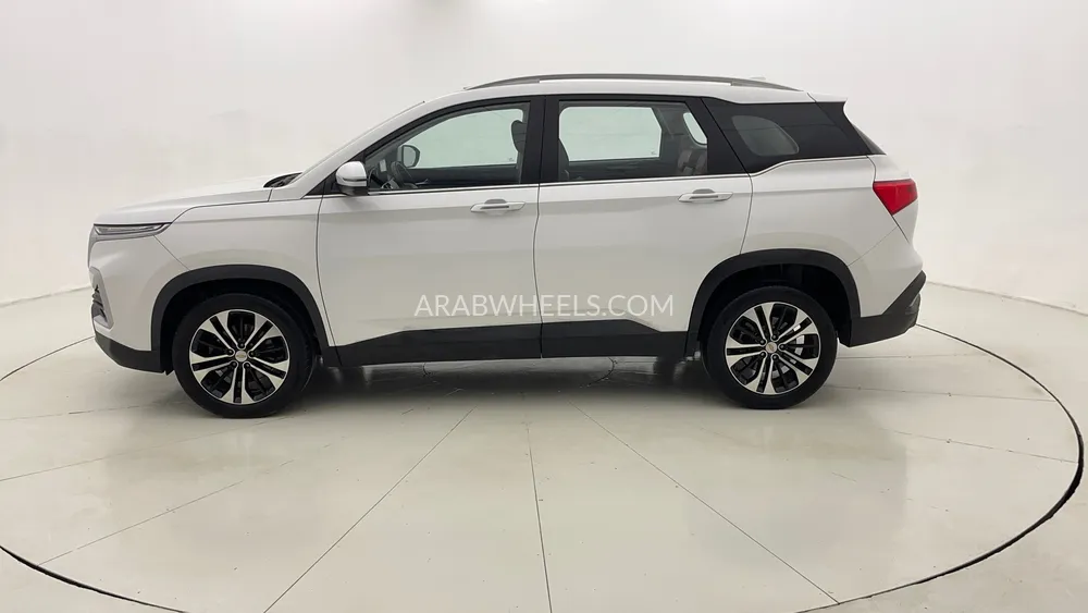 Chevrolet Captiva 2023 for Sale in Dubai Image-6