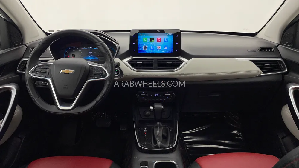 Chevrolet Captiva 2023 for Sale in Dubai Image-12