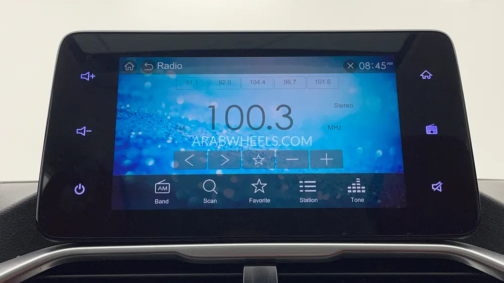 Chevrolet Captiva 2023 for Sale in Dubai Image-15