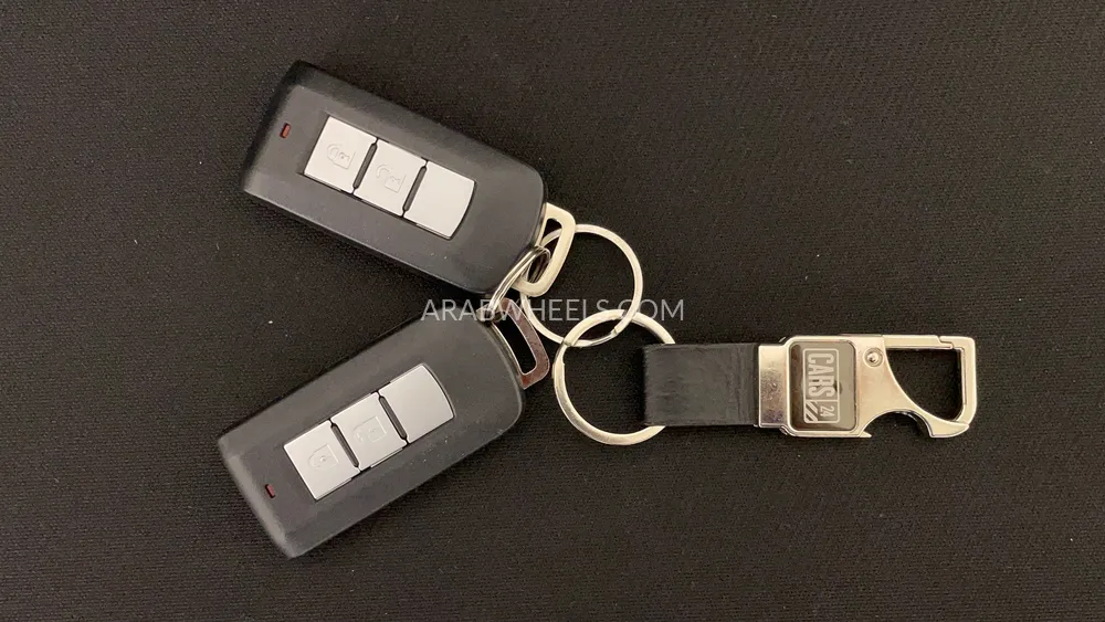 ميتسوبيشي مونتيرو سبورت 2023 for Sale in دبي Image-29