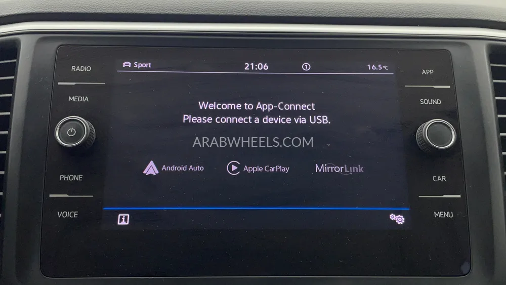 Volkswagen Teramont 2022 for Sale in Dubai Image-31