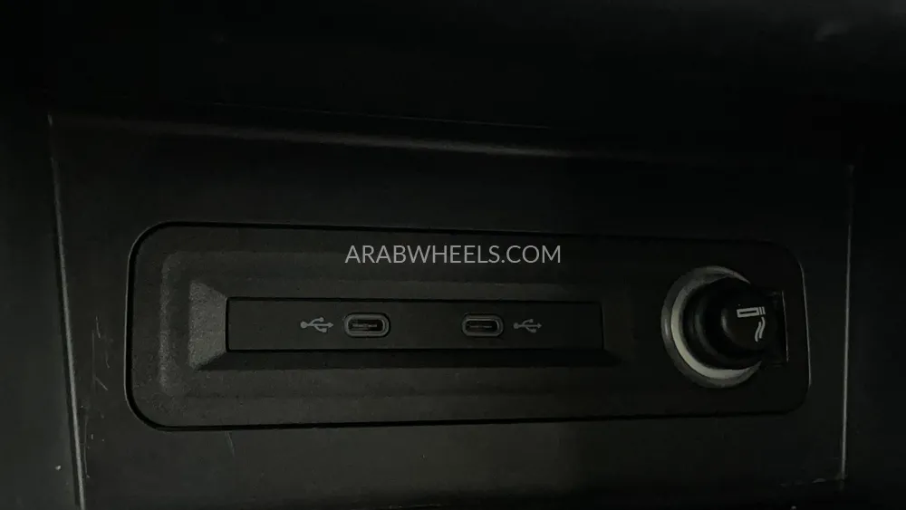 Volkswagen Teramont 2022 for Sale in Dubai Image-40