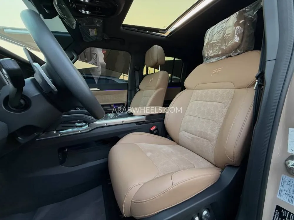 جاكوار T2 2025 for Sale in الشارقة Image-6