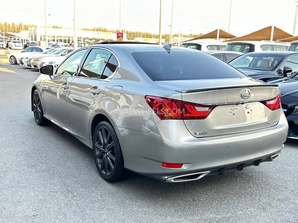Lexus GS 2015 for Sale in Dubai Image-4