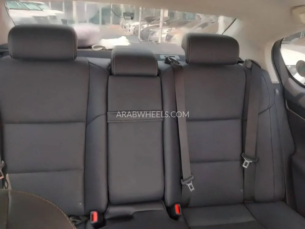 Lexus GS 2018 for Sale in Dubai Image-6