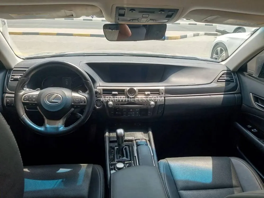 Lexus GS 2018 for Sale in Dubai Image-14