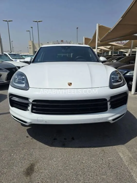 Porsche Cayenne 2020 for Sale in Dubai Image-2