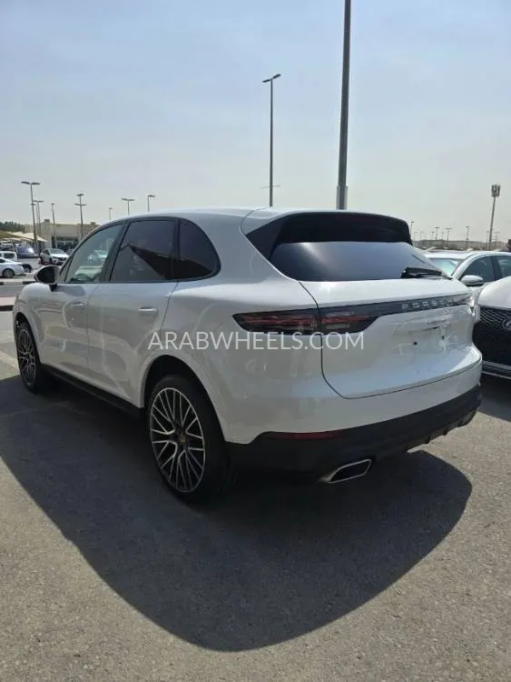 Porsche Cayenne 2020 for Sale in Dubai Image-12