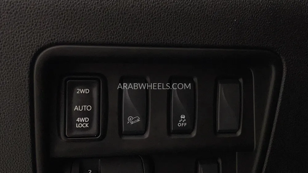 Renault Koleos 2023 for Sale in Dubai Image-39