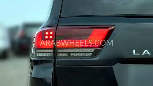 تويوتا لاند كروزر 2024 for Sale in دبي Image-16