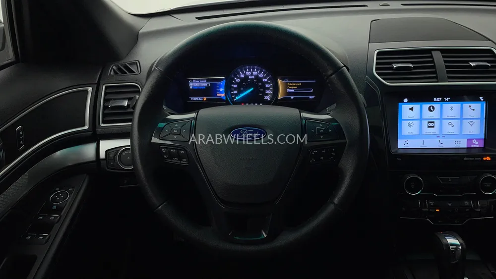 Ford Explorer 2017 for Sale in Dubai Image-17