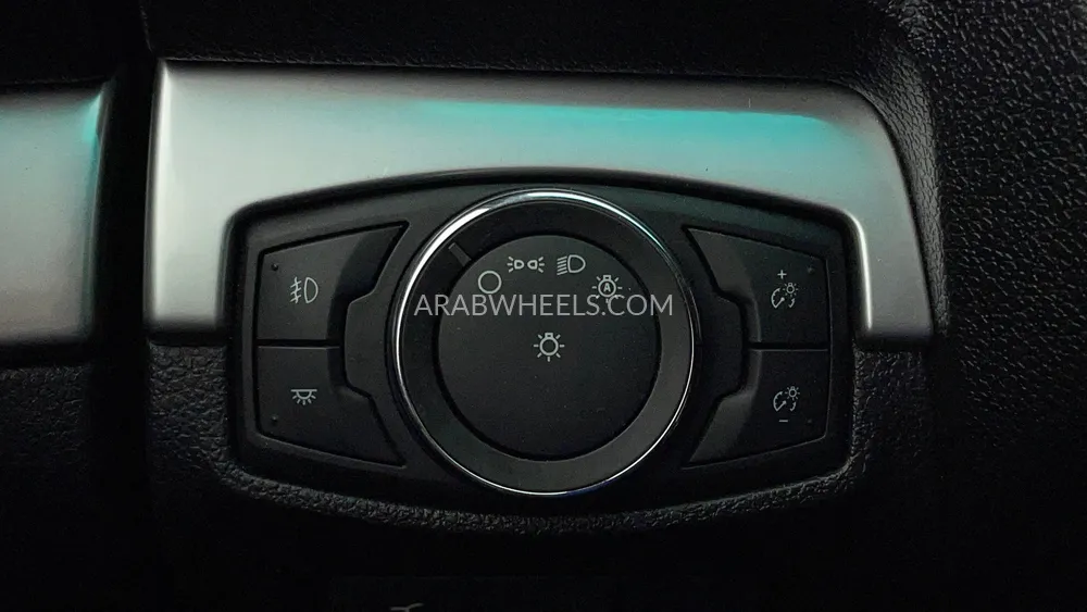 Ford Explorer 2017 for Sale in Dubai Image-36