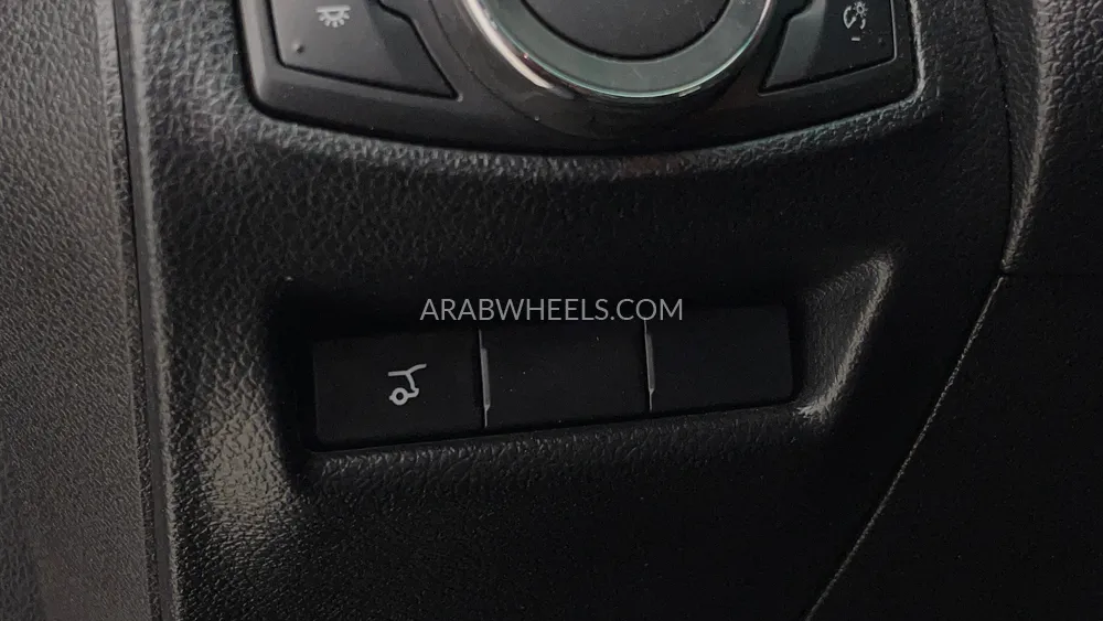 Ford Explorer 2017 for Sale in Dubai Image-42